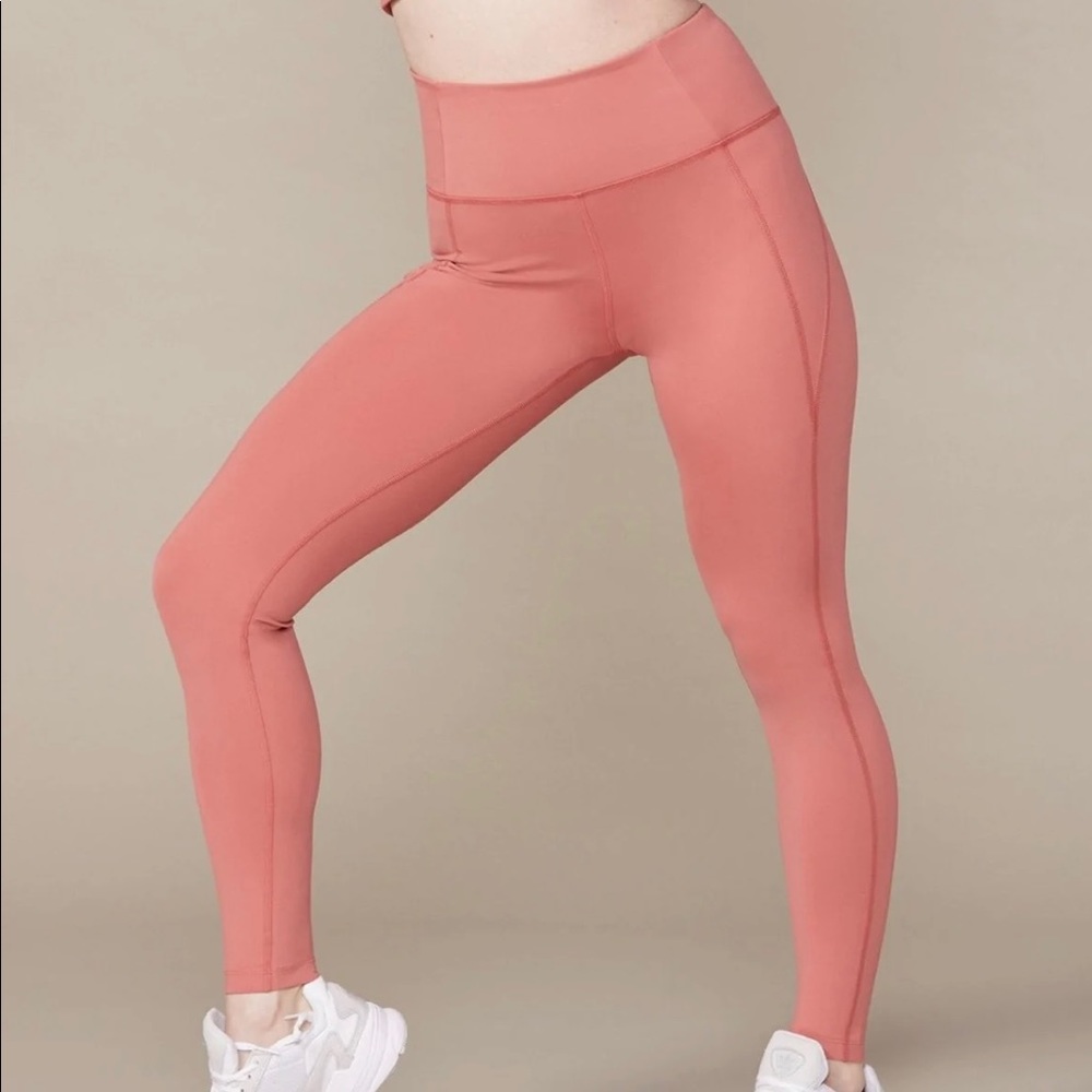 Girlfriend Collective Clay Compressive High-Rise Legging 💪🏼